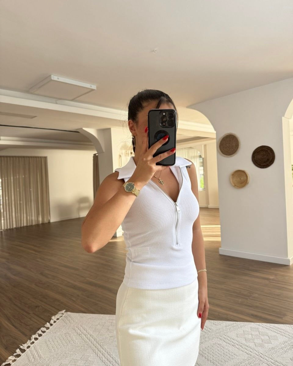 White Zipped Basic