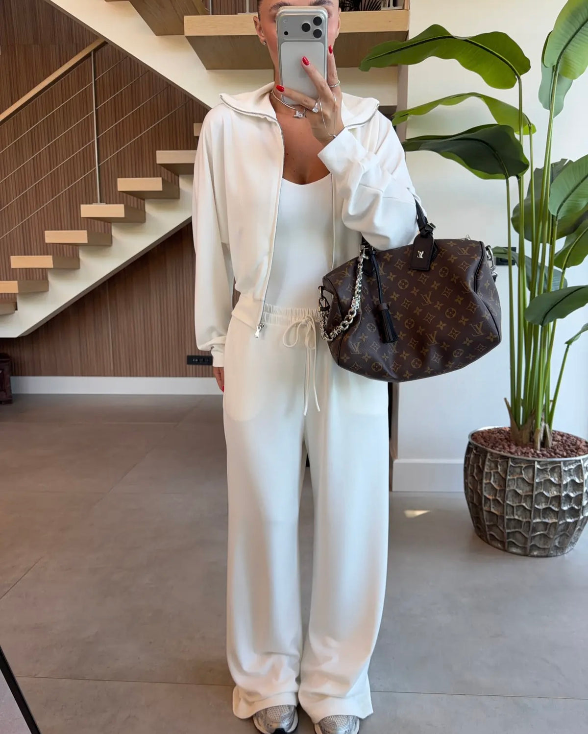 White Set