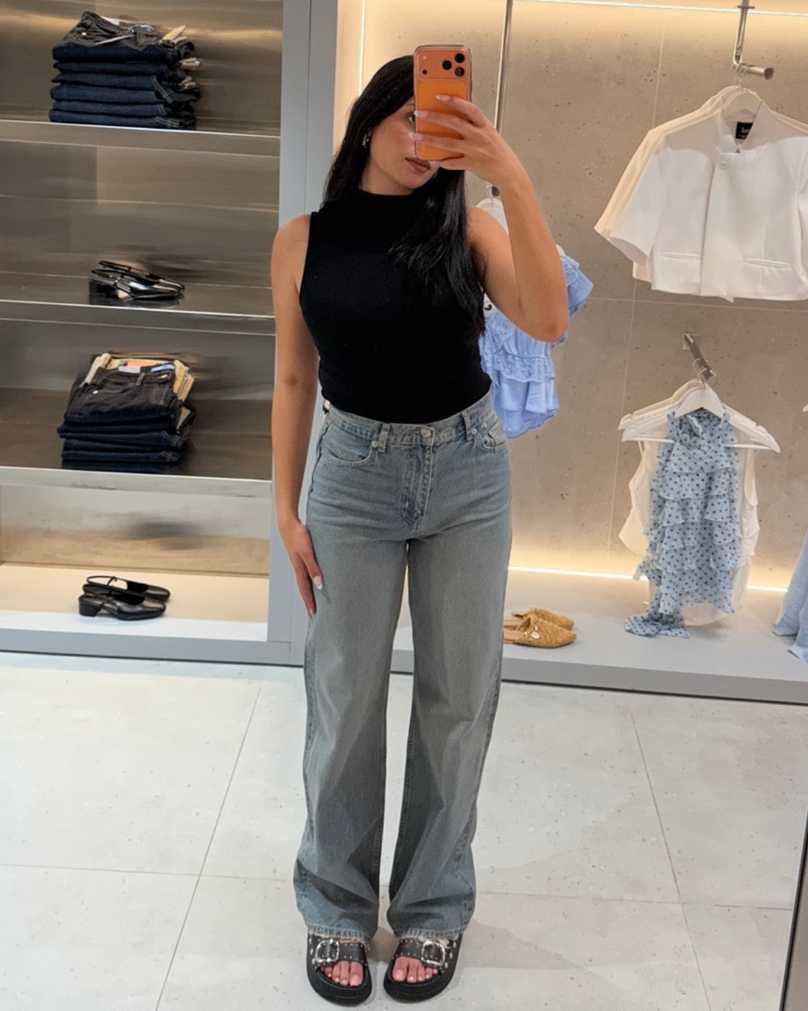 Light Washed Jeans