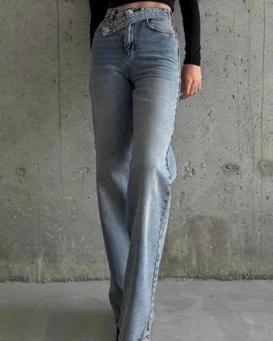 Light Belted Jeans