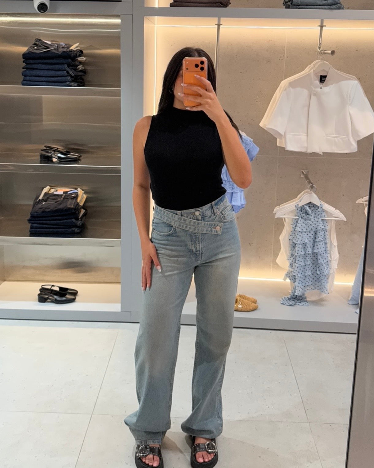 Belted Jeans