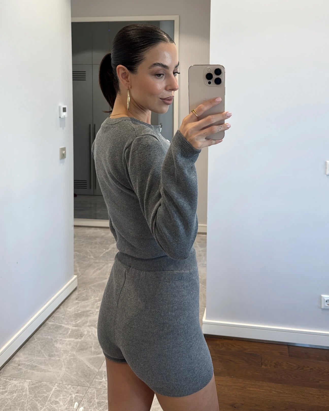Grey Set