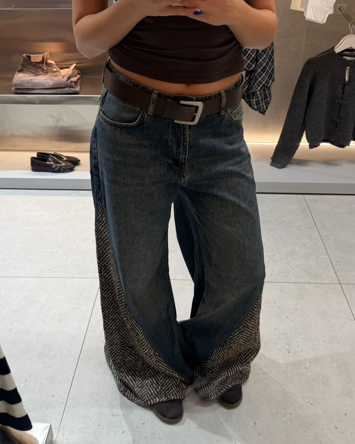 Super Wide Jeans with Detail on Sides