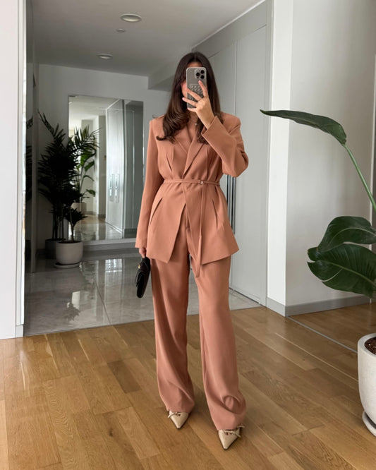 Nude Trendy Set