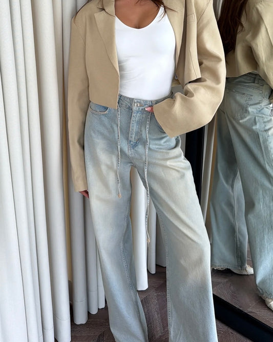 Light Washed Jeans