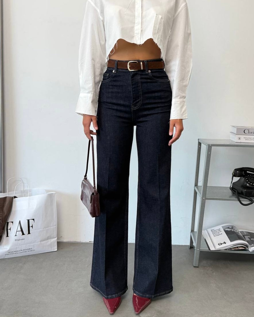 Dark Jeans with Belt