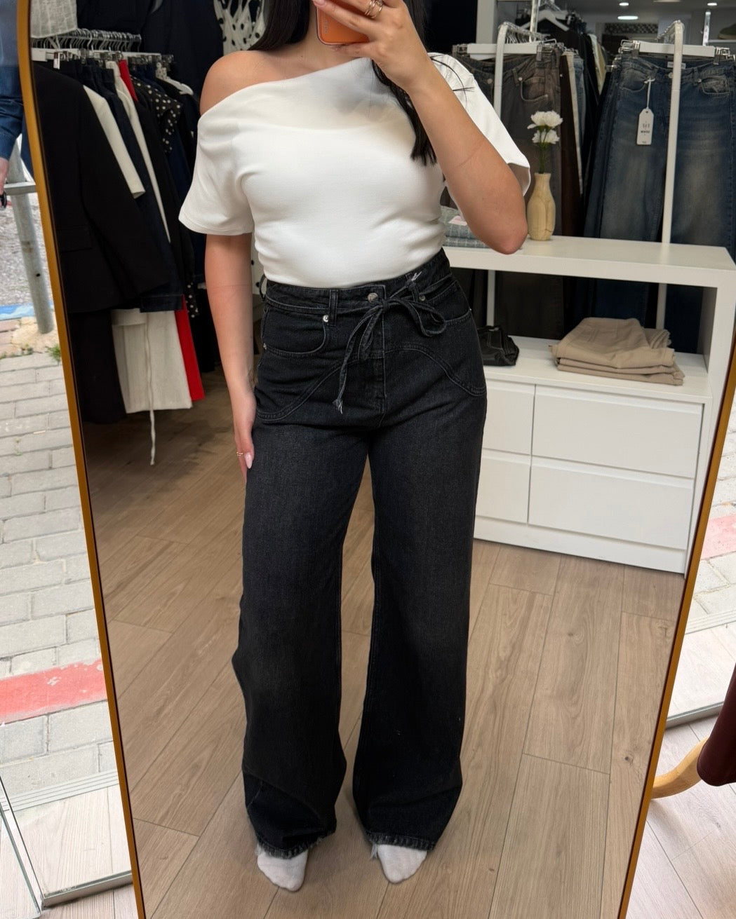 Black Wide Leg Jeans with Detail
