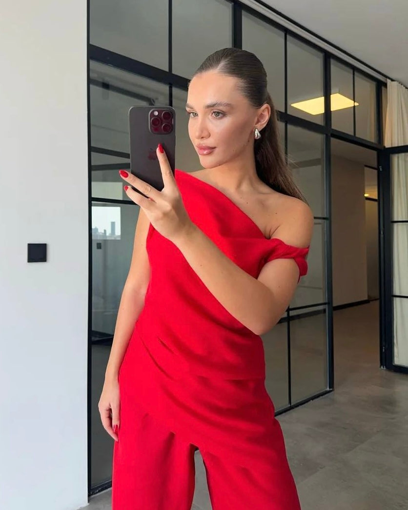Red Linen Set