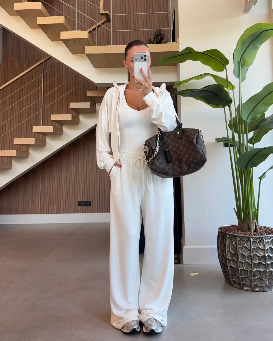 White Set
