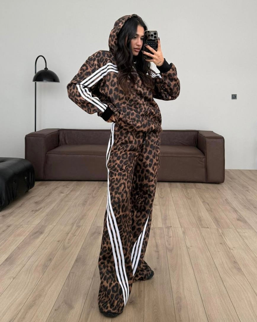 Leopard Adidas Set