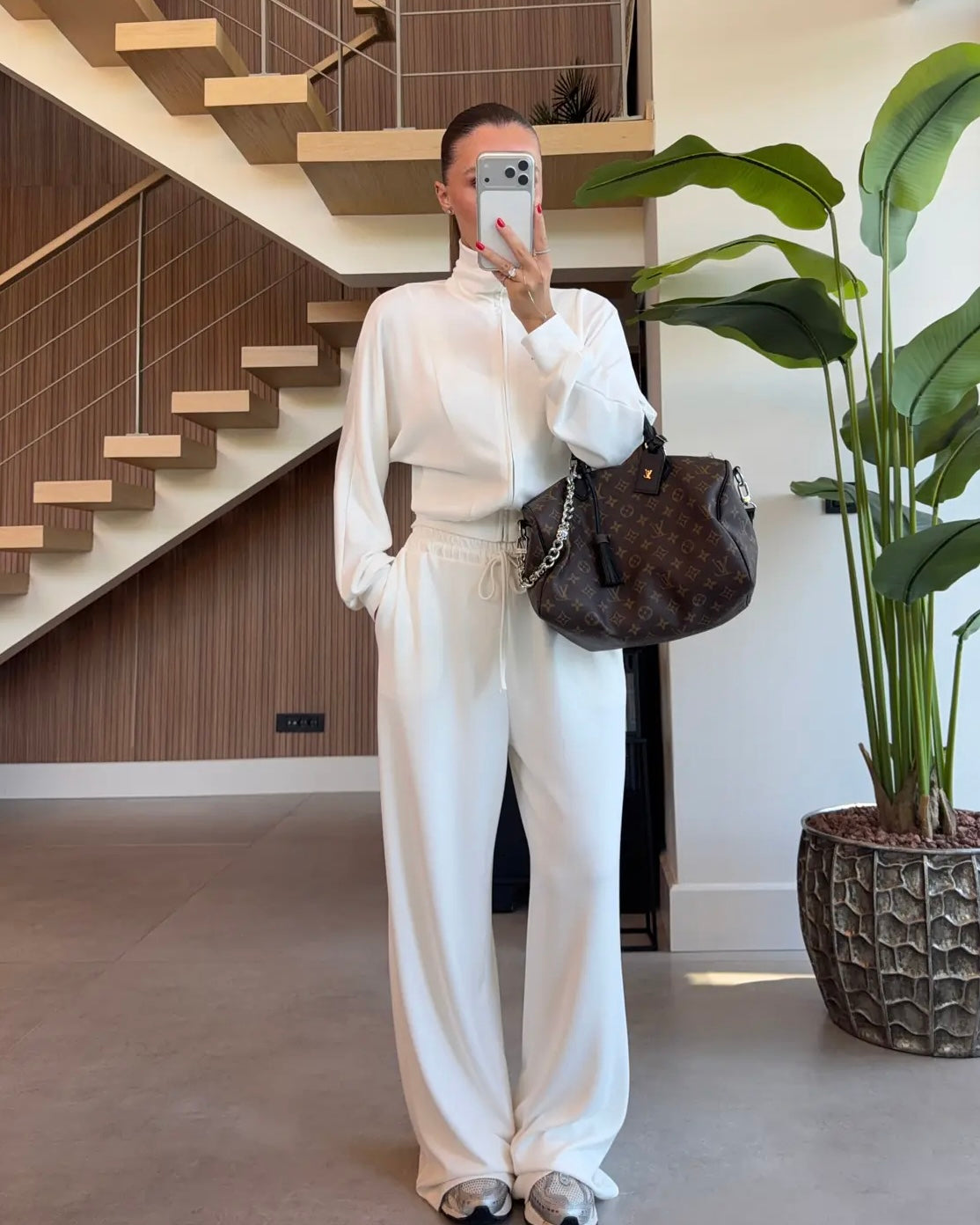 White Set