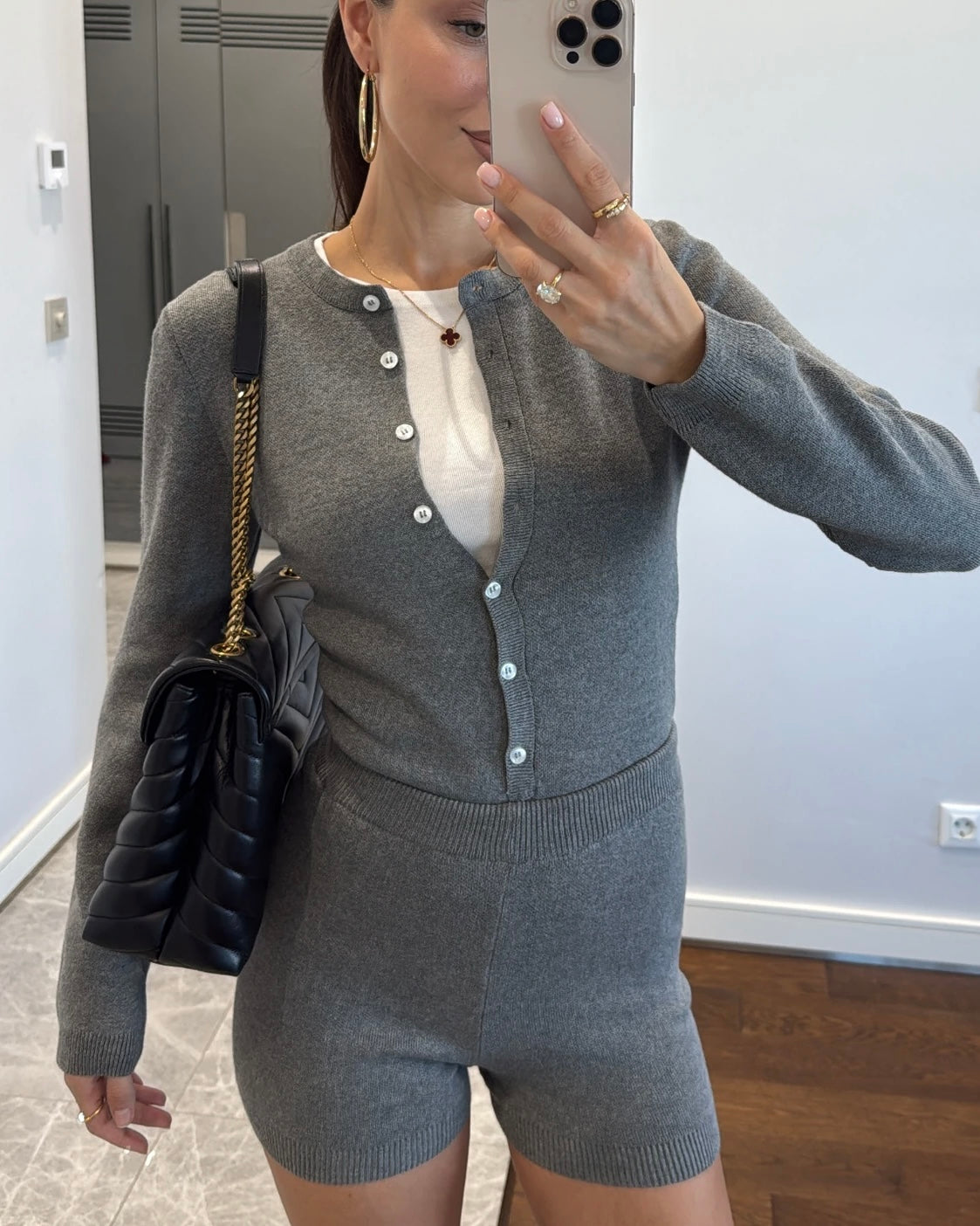 Grey Set