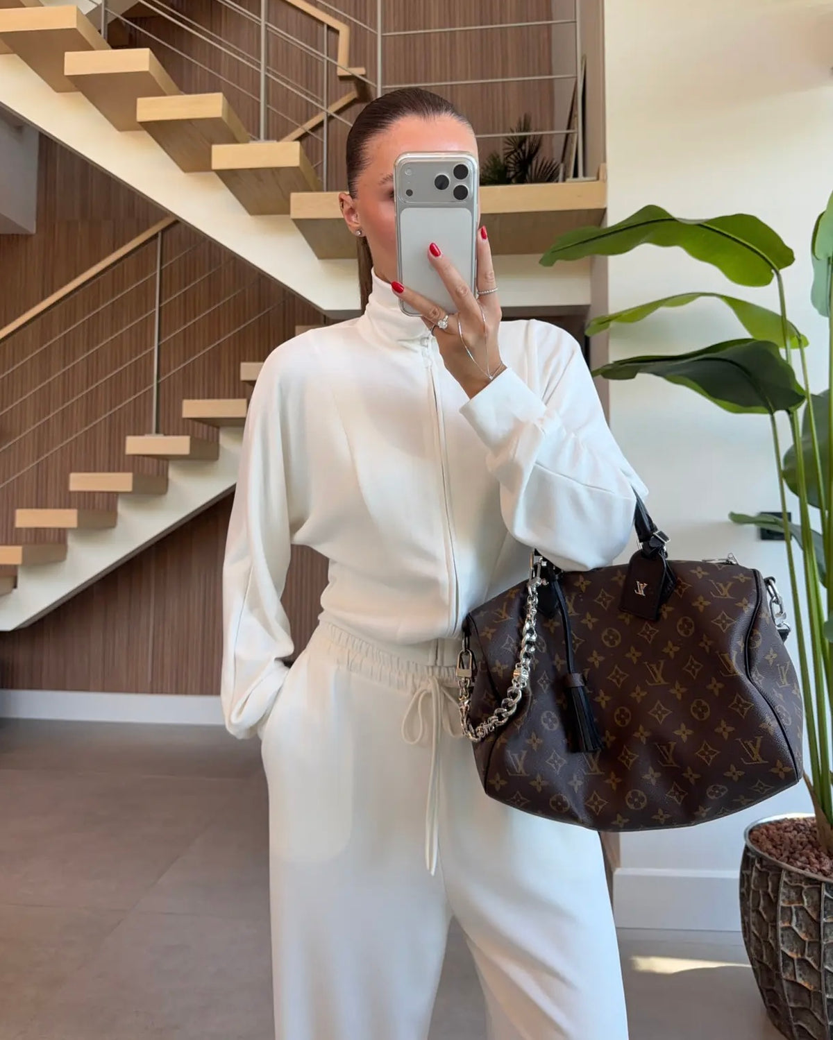 White Set